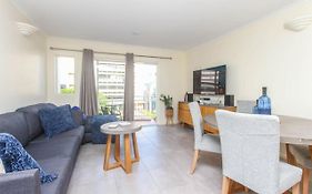 Inner City One Bedroom Apartment 27